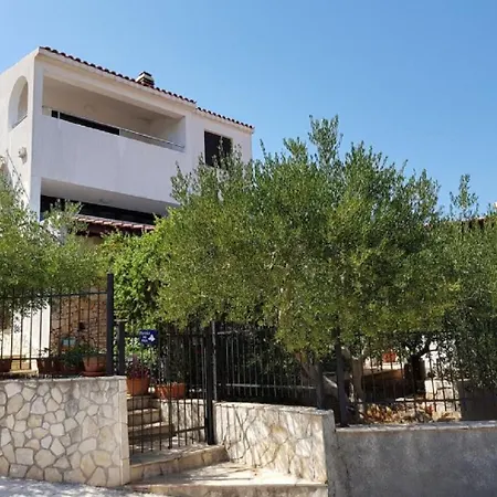 Sanda Apartment Stomorska